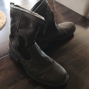 UGG Men’s Boots